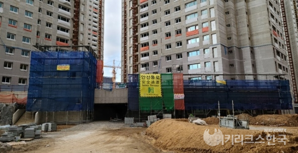 지난 5월 물 탄 레미콘이 사용됐다고 의심 받았던 한 아파트 건설현장