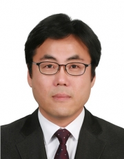 정해권 정치경제 부국장