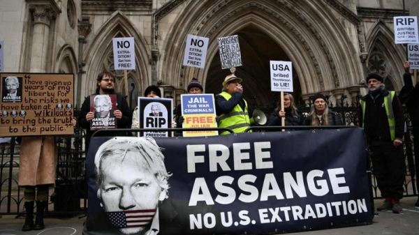European human rights experts have joined the campaign urging the UK government not to extradite controversial Wikileaks chief Julian Assange to face trial in the United States, warning that it could have a ‘chilling effect’ on media freedom. [EPA=Yonhap]