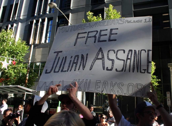 Free assange Campaign. /Source=Nouse